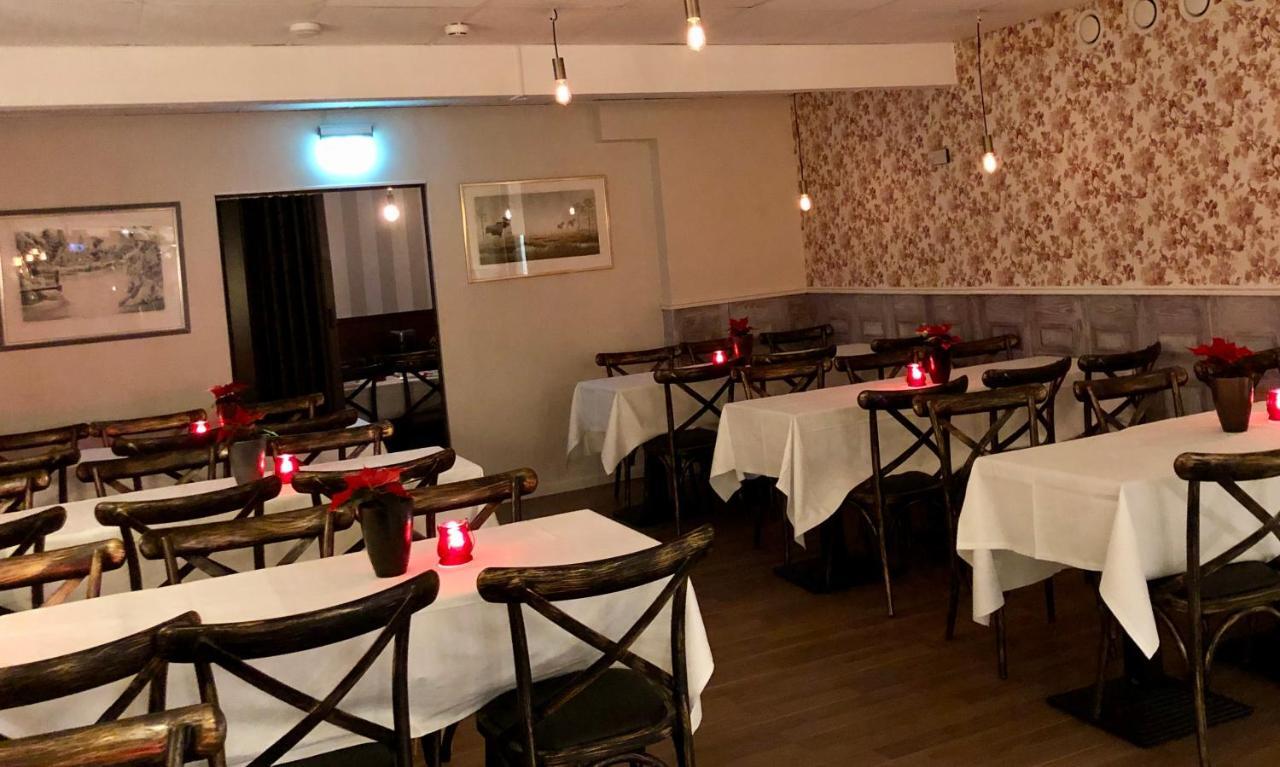 Baren I Ockelbo Hotel Ngoại thất bức ảnh